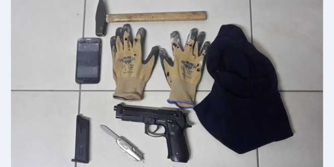 Santa Maria degli Angeli, rapinatore armato di pistola picchia clienti di un bar