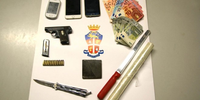 Foligno: pistola, munizioni e droga all’interno di un esercizio commerciale: due arresti dei carabinieri