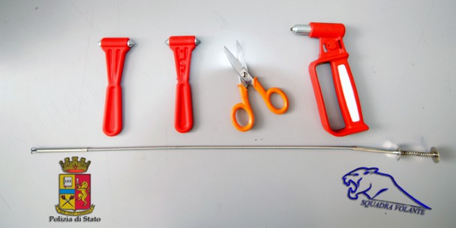 Polizia denuncia un ucraino e un moldavo per porto ingiustificato di oggetti atti a offendere e un kit per rubare