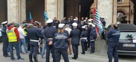 Anche in Umbria la protesta della polizia locale: “Contratto subito e più dignità al lavoro”