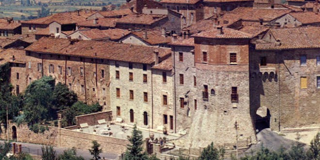 Paciano si apre al turismo matrimoniale: nozze in ville storiche e residenze di pregio