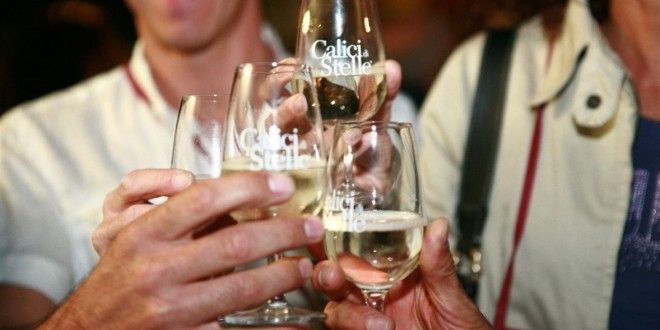 Il 10 agosto si brinda con “Calici di stelle”: ecco tutti i programmi all’insegna di #passionevino