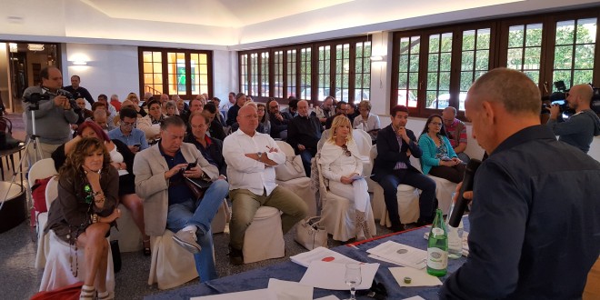 La Cgil di Perugia a Norcia: “Uscire subito dall’emergenza terremoto per avviare un percorso di sviluppo”