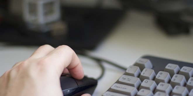 Acquisti su internet, è boom di truffe. Come verificare l’affidabilità di un sito