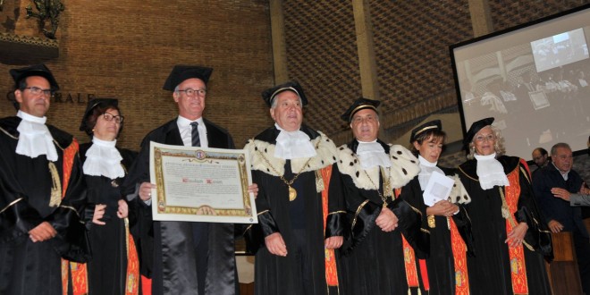 Il “miracolo” del Leicester celebrato a Perugia: consegnata a “mister” Ranieri la laurea honoris causa