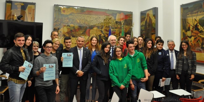 Grandi risultati nelle gare e voti alti a scuola: premiati 23 giovani sportivi