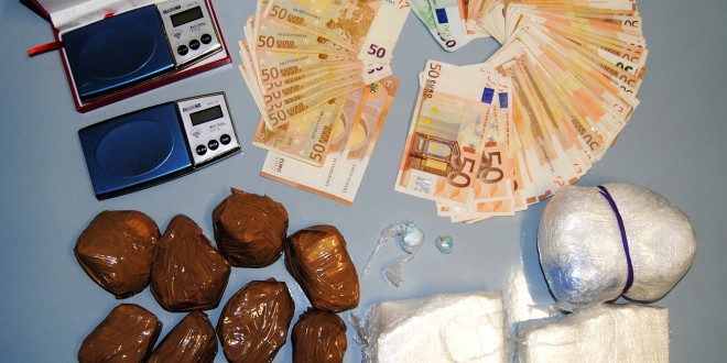 Arrestato il “boss dello spaccio” di Umbertide: aveva 2,5 kg di cocaina nascosta in cucina