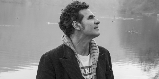 Il ritorno in libreria di Francesco Baccini con il libro autobiografico “Nudo”