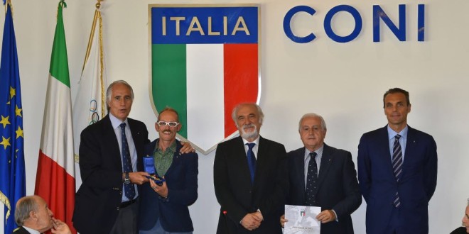 Leonardo Cenci ha ricevuto dal Coni la medaglia d’oro al valore atletico