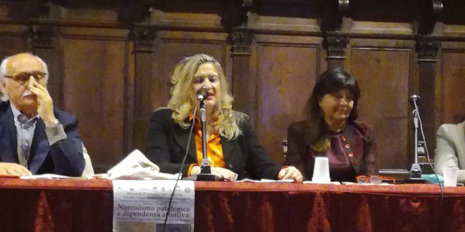 Perugia, grande successo per l’incontro “Narcisismo patologico e dipendenza patologica”