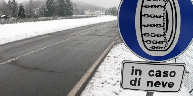 Scatta dal 15 novembre l’obbligo di catene a bordo sulle strade a rischio di precipitazioni nevose