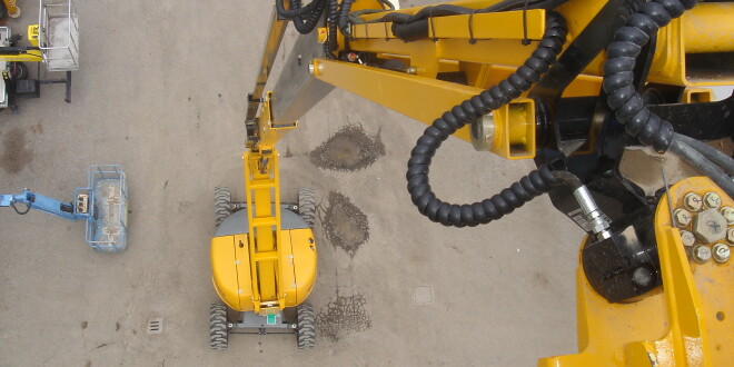 Tutti i vantaggi di noleggiare una piattaforma aerea online