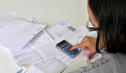 Bollette: nel 2023 in Umbria -34% per l’elettricità e -27% per il gas